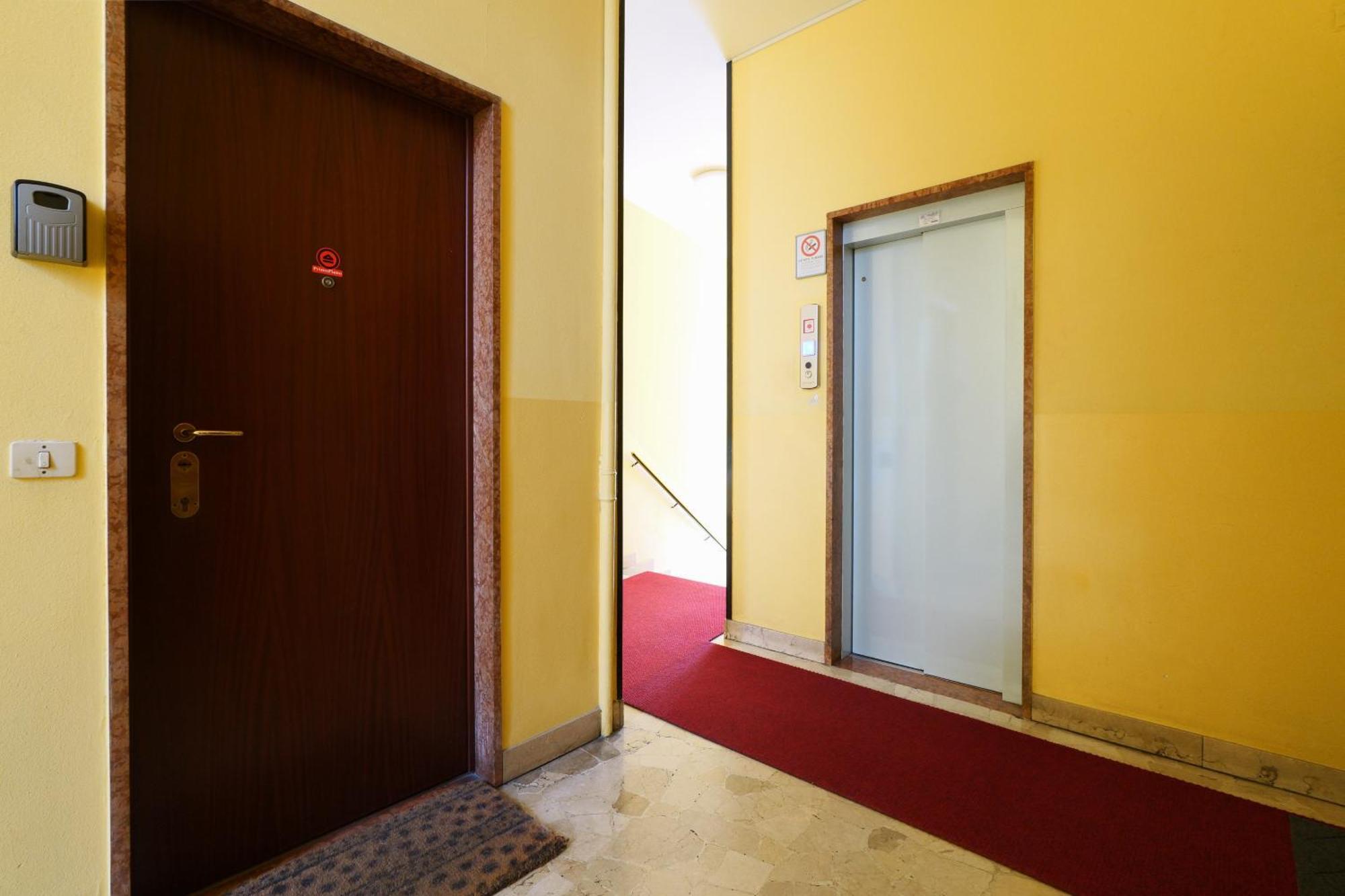 Apartamento Primopiano - Brenta Milán Exterior foto